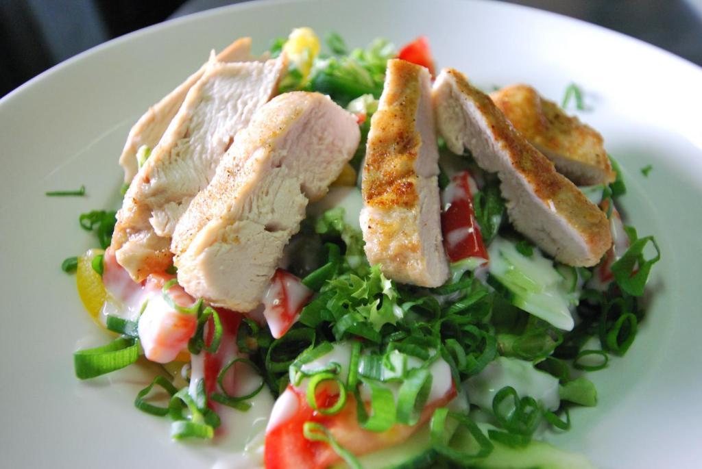 לנדשט Hotel Restaurant Weihenstephaner Stuben מראה חיצוני תמונה